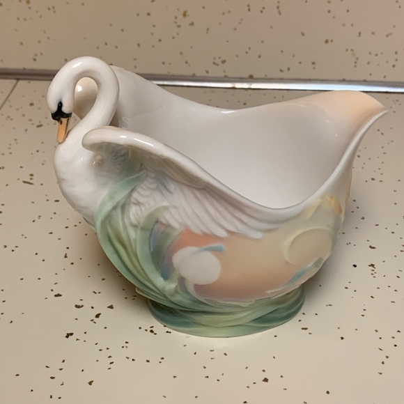 Franz swan creamer- beautiful porcelain
